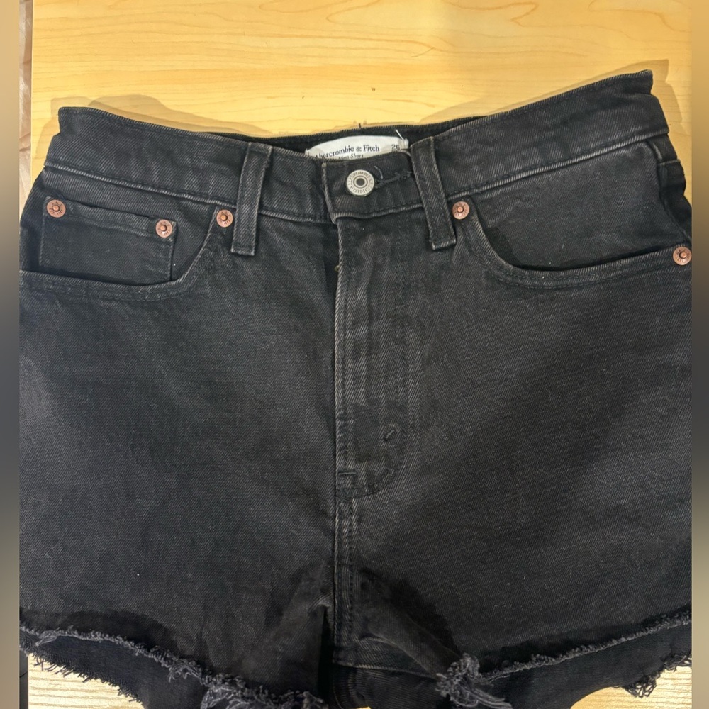 Abercrombie mom shorts